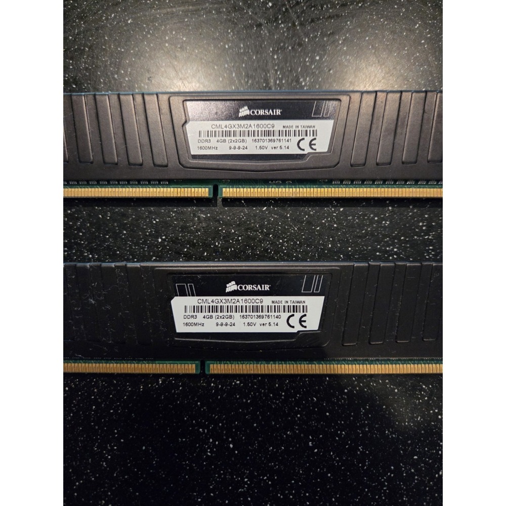 Corsair Vengeance LP DDR3 1600MHz 4GB (2x2GB) CL9 PC3-12800 Desktop Memory RAM - Picture 4 of 7